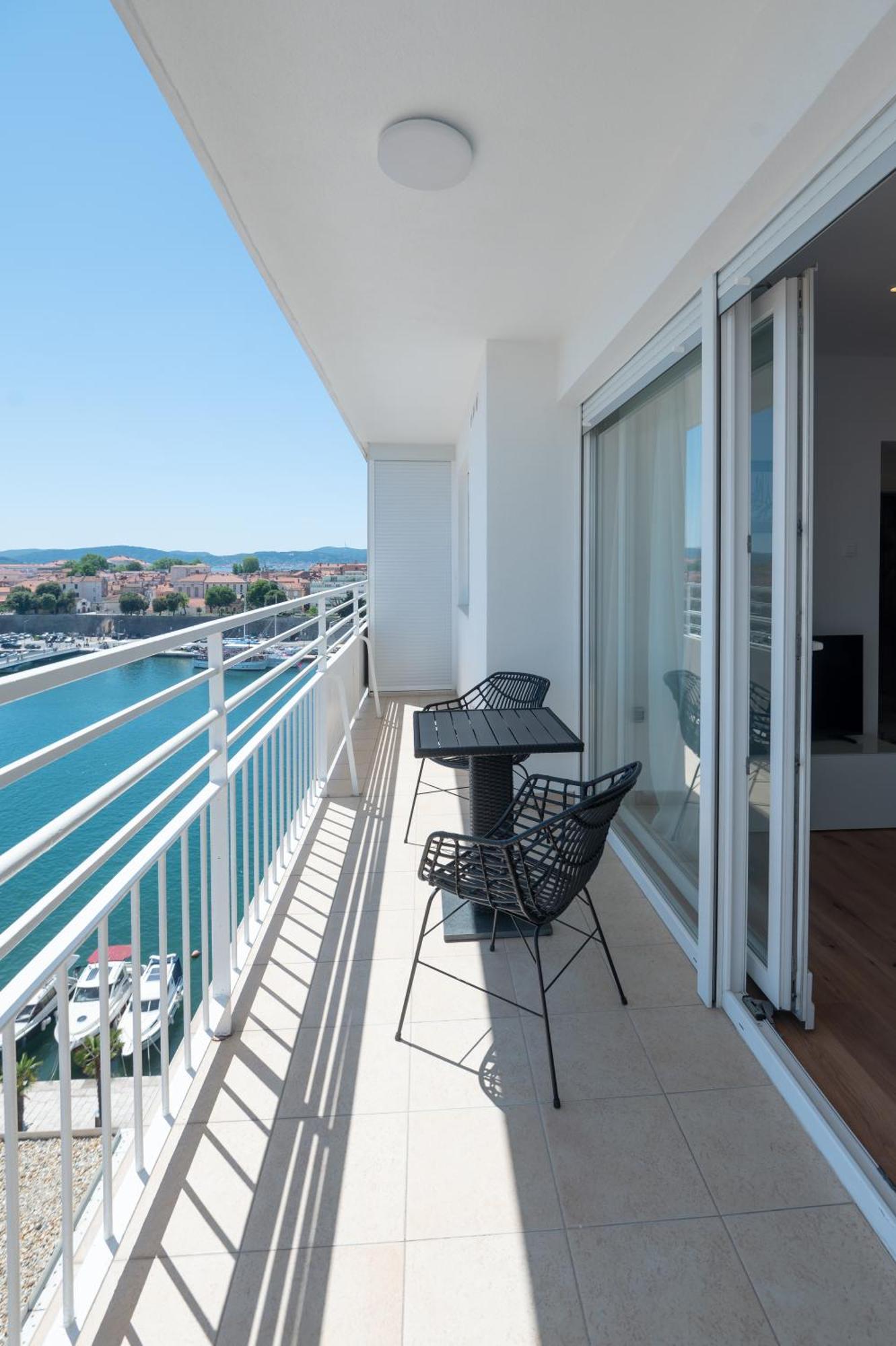 Sea View Mia Apartment Just Renovated ซาดาร์ ภายนอก รูปภาพ
