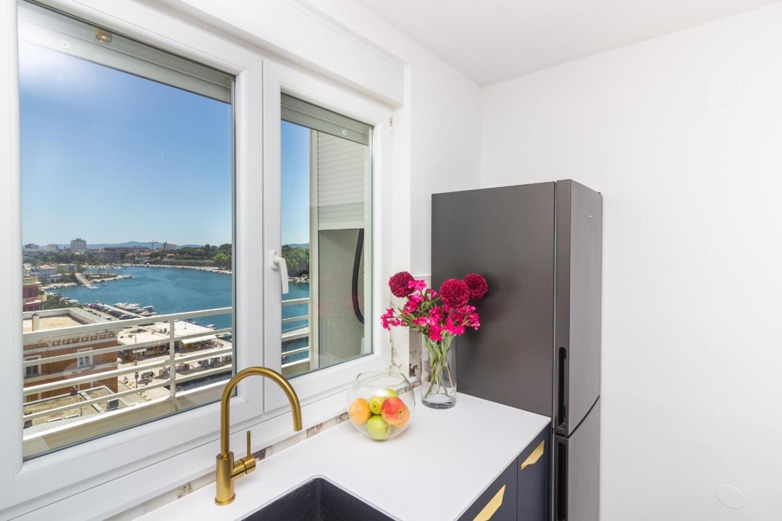 Sea View Mia Apartment Just Renovated ซาดาร์ ภายนอก รูปภาพ